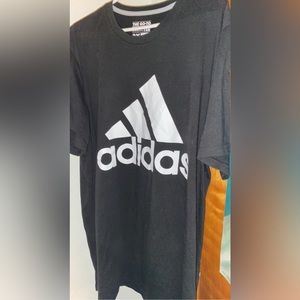 black Adidas 2XLT t-shirt